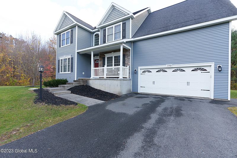 4th image of 2782 W Lydius Street