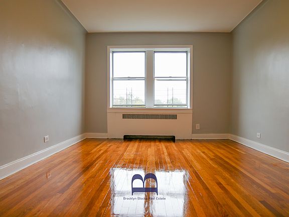 Bedroom #1