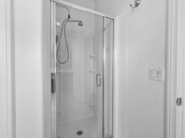 3261 S Westmont Ln #4 — Photo 16