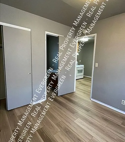 274 S Villa St #A — Photo 4