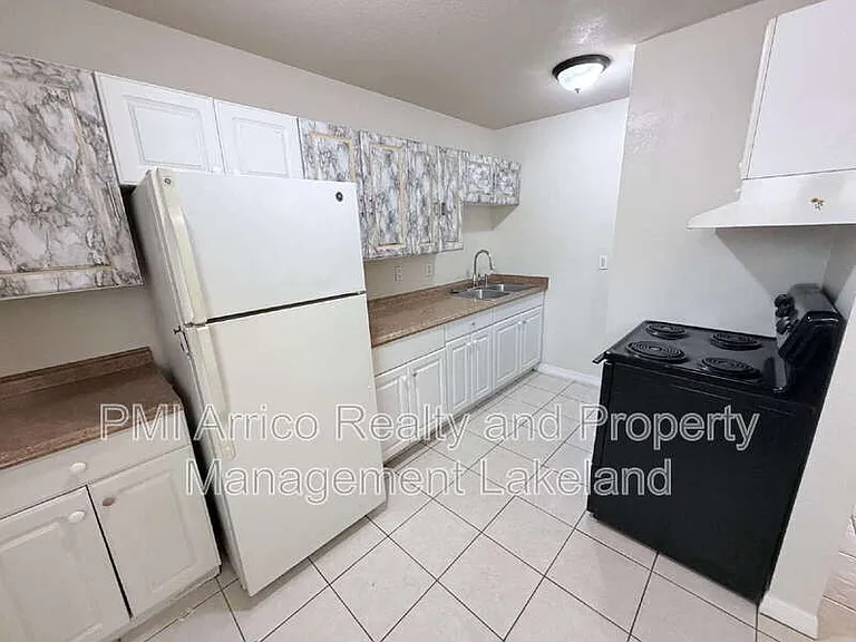 507 Twin Pine Dr #C — Photo 4