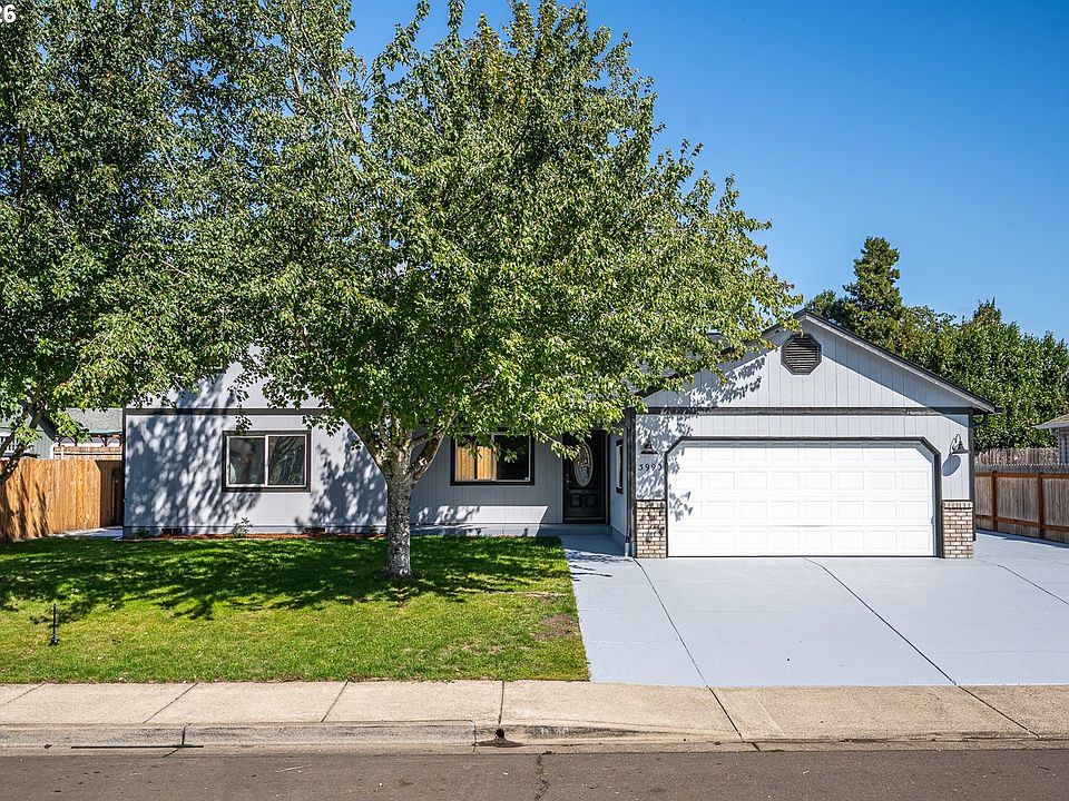 1st image of 3990 Douglas Dr