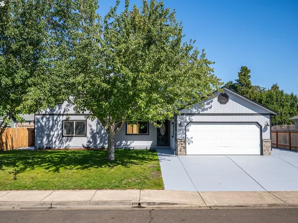 3990 Douglas Dr, Springfield, OR 97478