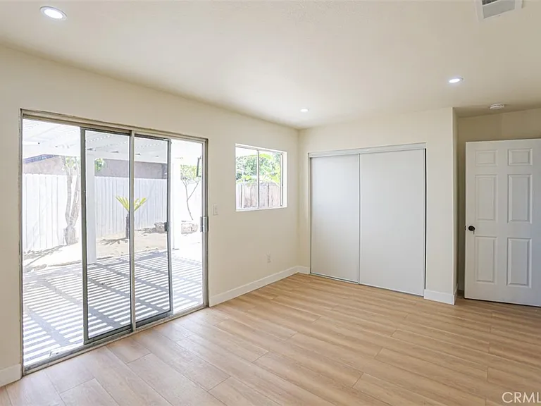 2452 E Brenda St — Photo 19