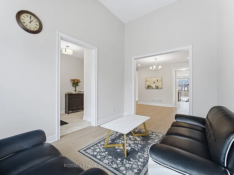 78 Bearberry Rd — Photo 6