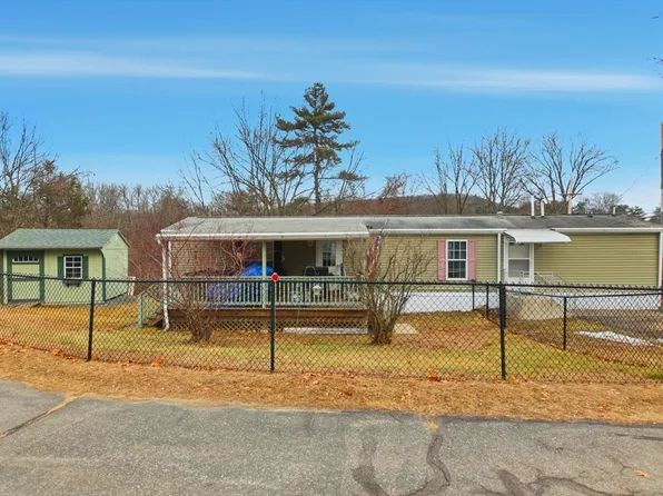 1-1B Quaboag Valley Co Op St, Palmer, MA 01069