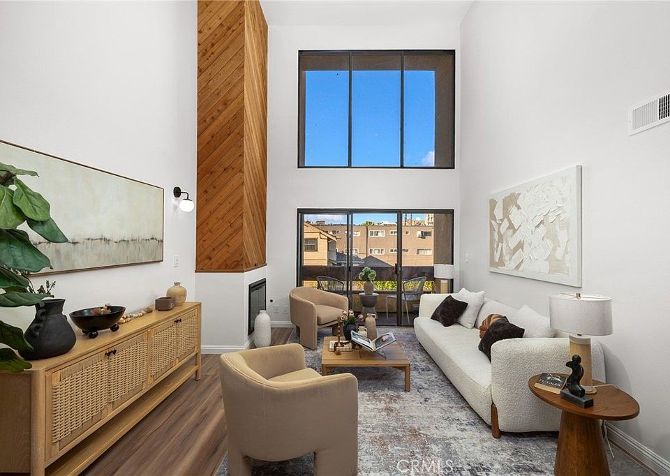 1st image of 300 S Reno St APT 303
