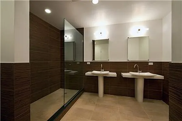 Sold by Nancy Packes Inc. | media 5