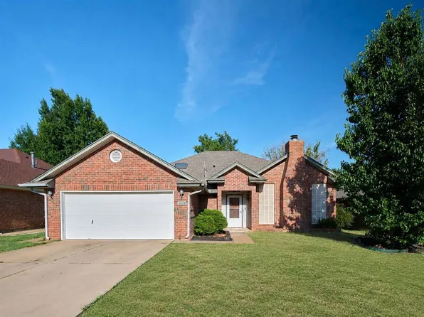 608 Tudor Ln, Edmond, OK 73003