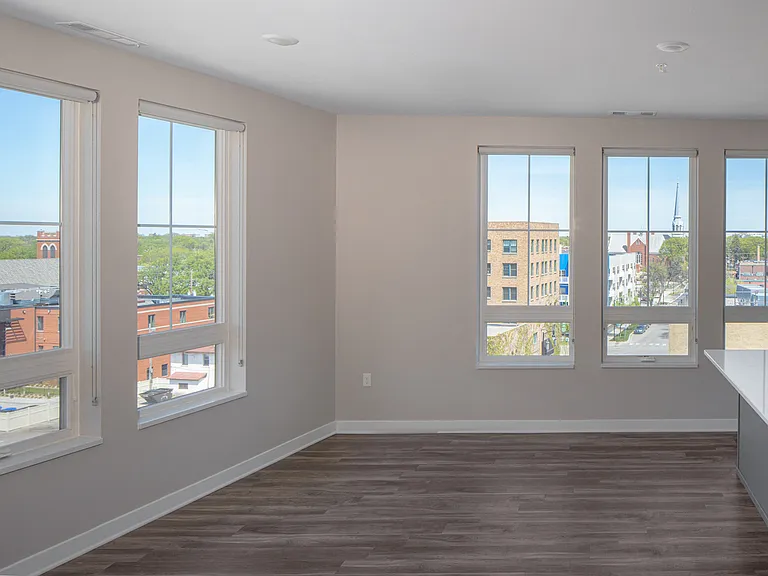 3-Bedroom Kitchen & Living Room