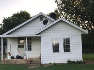 4500 County Road 1100, Grandview, TX 76050