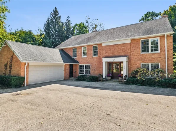 312 Prospect Ave, Highland Park, IL 60035