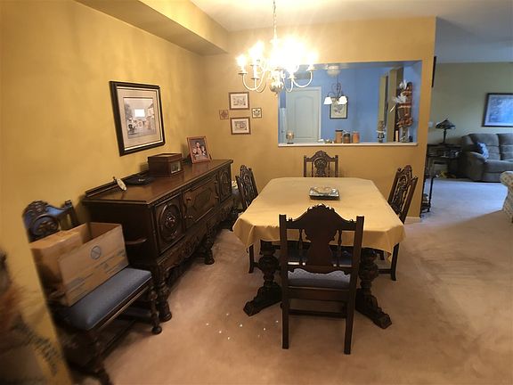 4th image of 5365 Stoneledge Ct Unit 1A