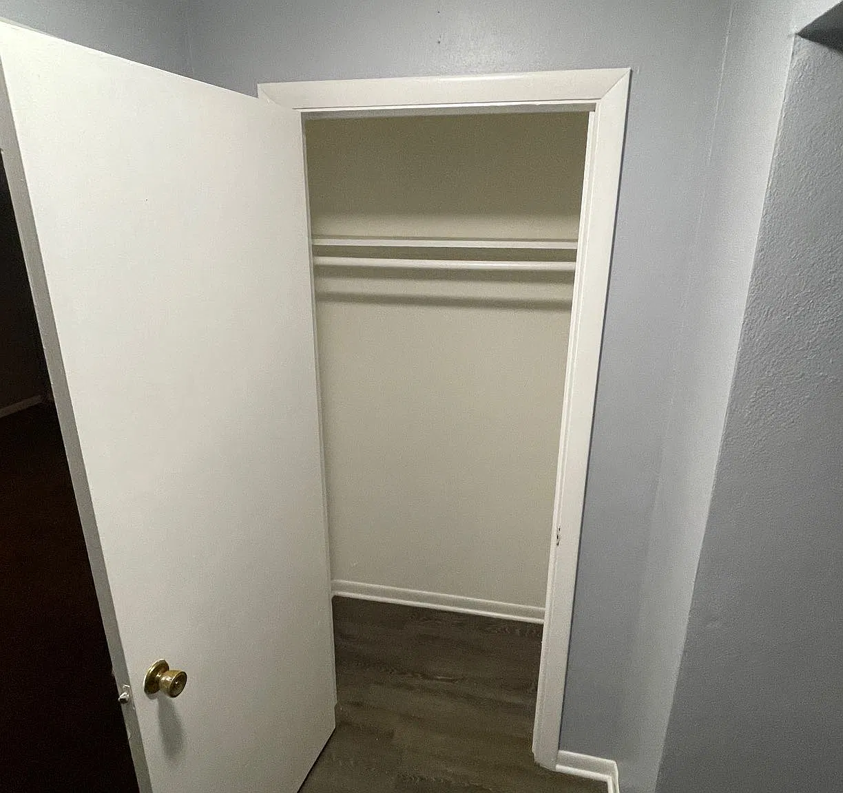 1 bed, 750 sqft, $1,150 — Photo 3