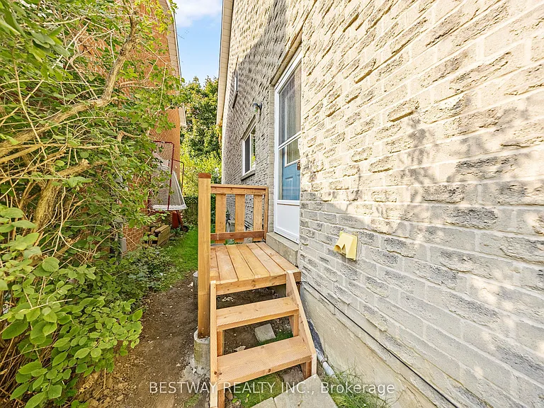 96 Kearney Dr #BASEMENT — Photo 12