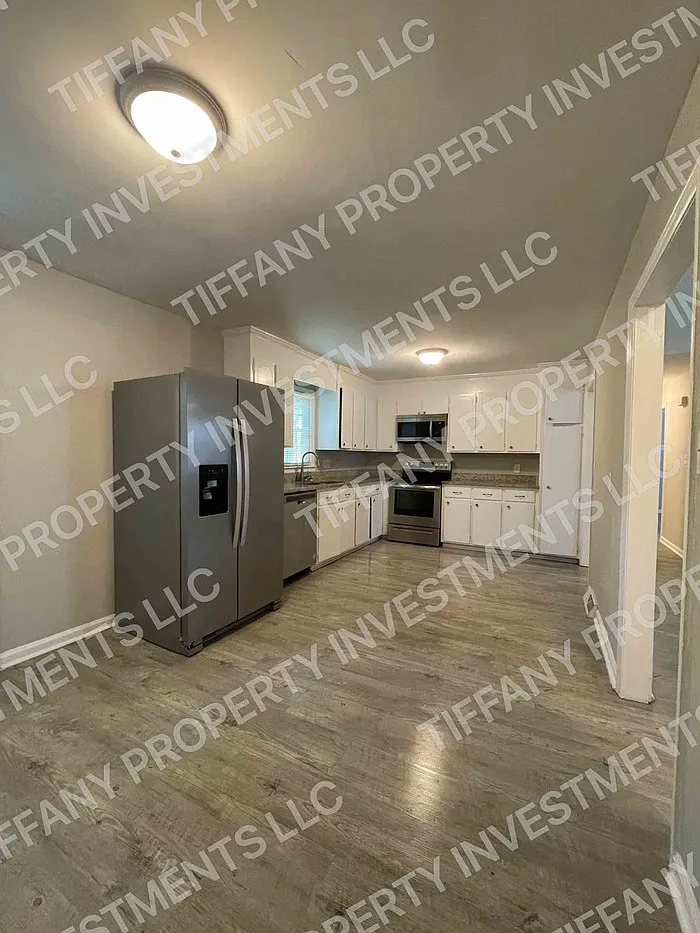 2 bed, 2.0 bath, 974 sqft, $1,225 — Photo 2