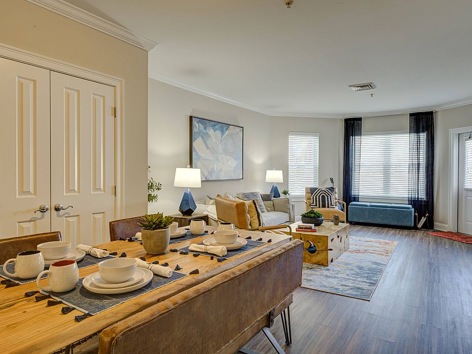 Open Kitchen