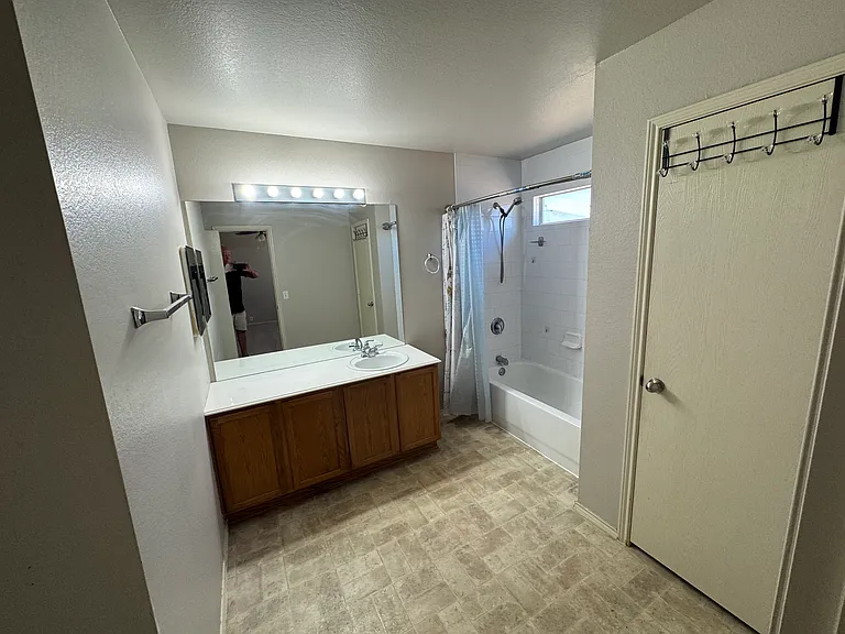 4501 Blue Jay Ln — Photo 9