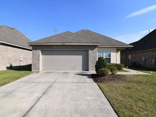 1915 Oakwood Dr, Saint Gabriel, LA 70776