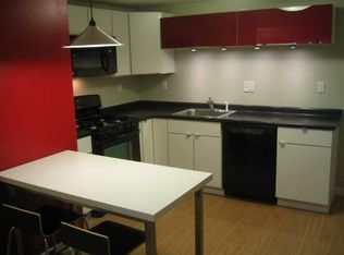 22 7th Ave APT 4, Lowell, MA 01854