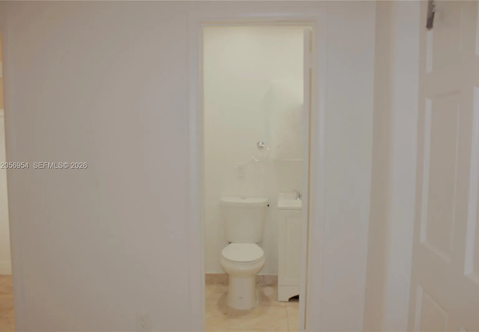 Cambria Heights 1st Addn — Photo 4