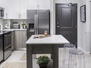 915 Red Rd, Coral Gables, FL 33144