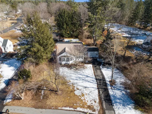 100 Warrenville Road, Mansfield, CT 06250