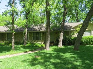 207 Softwood Dr, Duncanville, TX 75137
