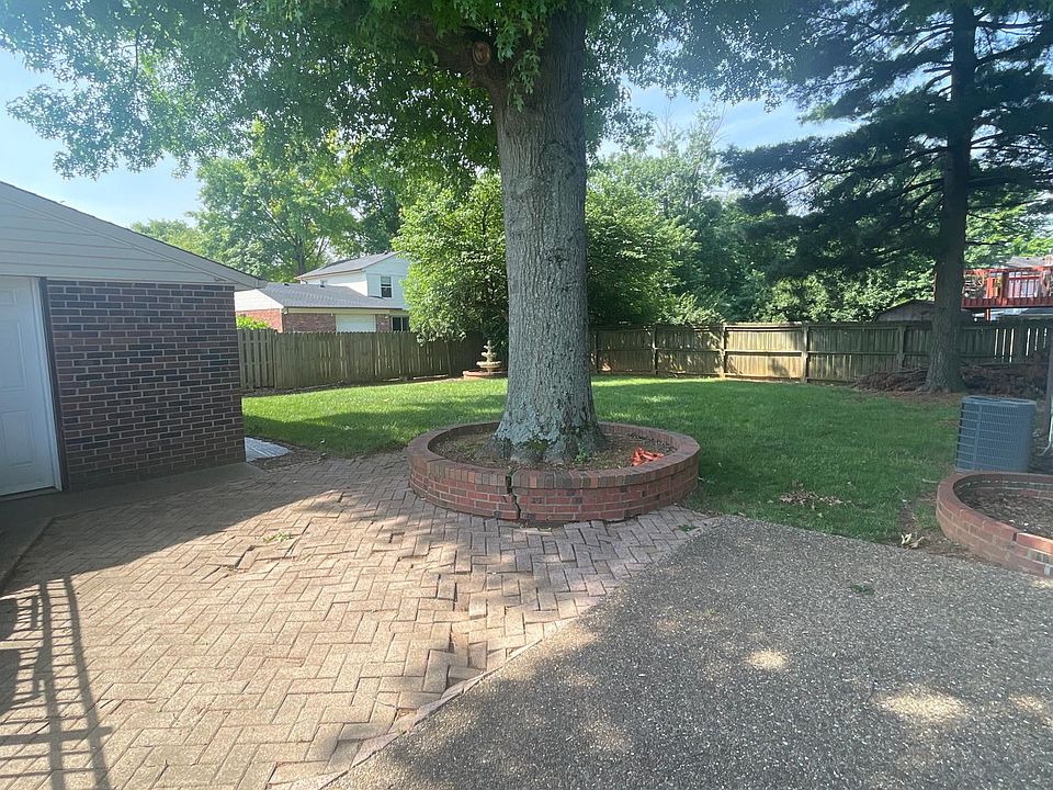 8008 Amity Ln, Louisville, KY 40220 Zillow