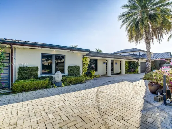 3040 NE 44th St, Fort Lauderdale, FL 33308
