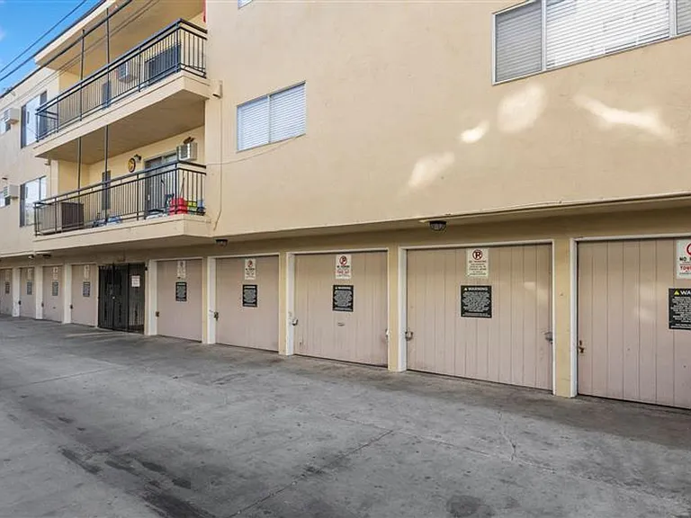 800 Linden Ave in Long Beach — Photo 32