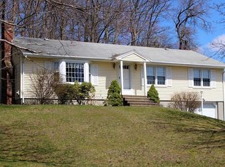 21 Old Brook Rd, Shrewsbury, MA 01545