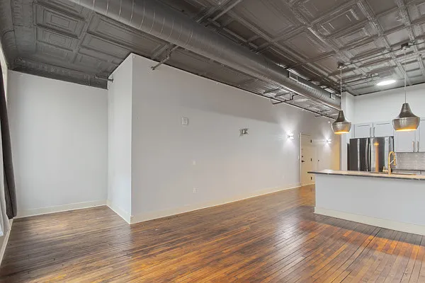 321 S Salina St #403 — Photo 6