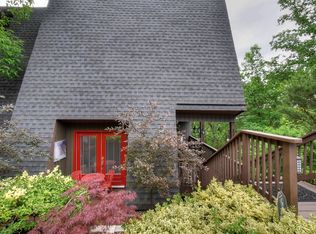 318 Hickory Blf #318, Johnson City, TN 37601