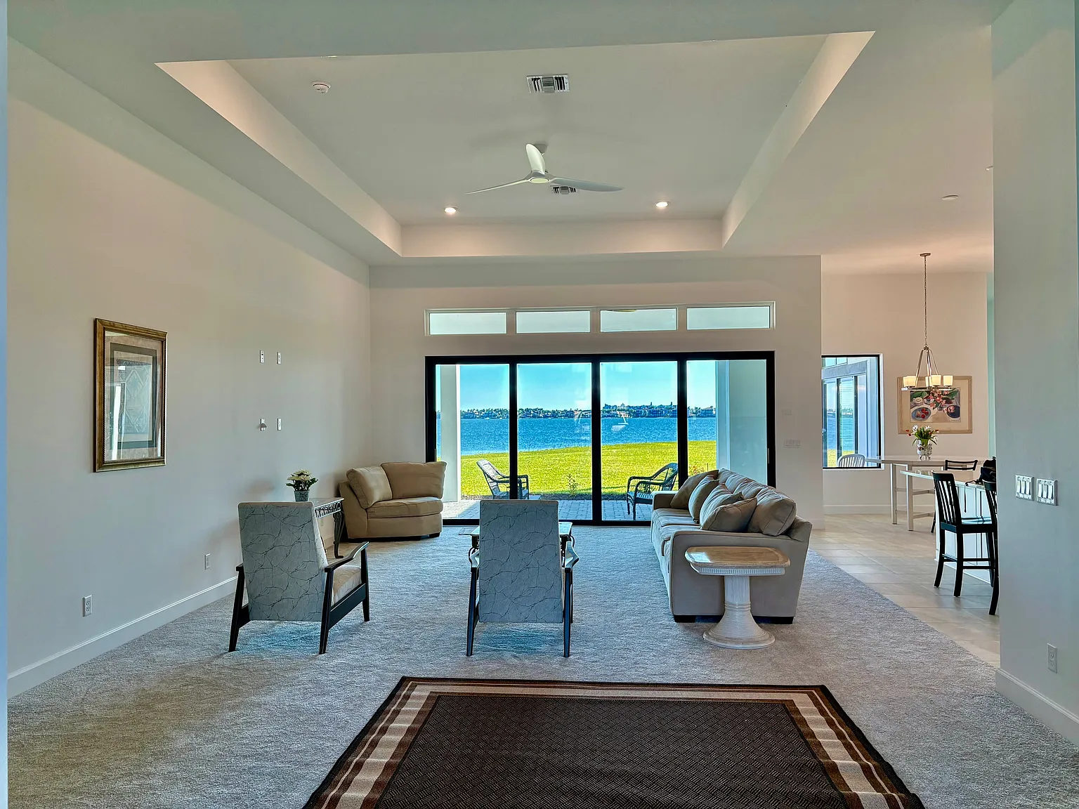 3 bed, 3.5 bath, 3664 sqft, $12,000 — Photo 3