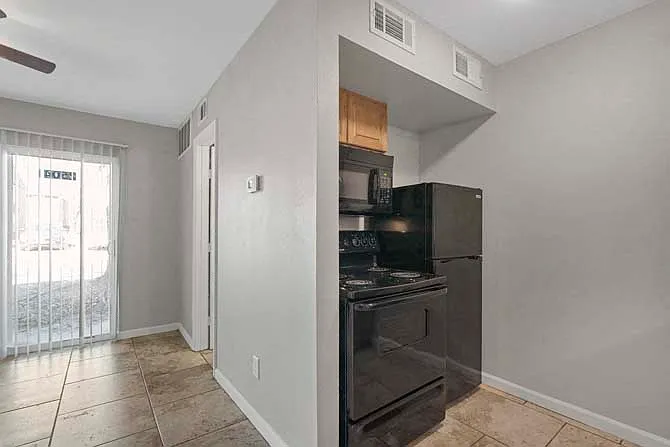 Sage Creek Apartments — Photo 33