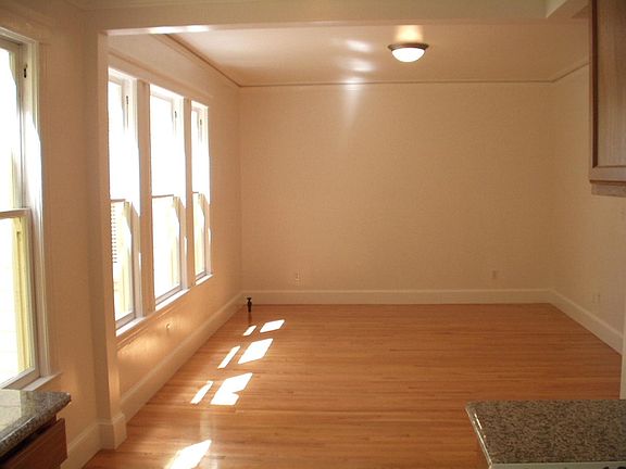 4th image of 830 Hayes St #Cca071