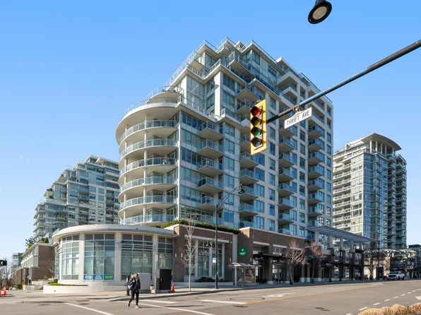 1441 Johnston Rd #1001, White Rock, BC V4B 3Z7