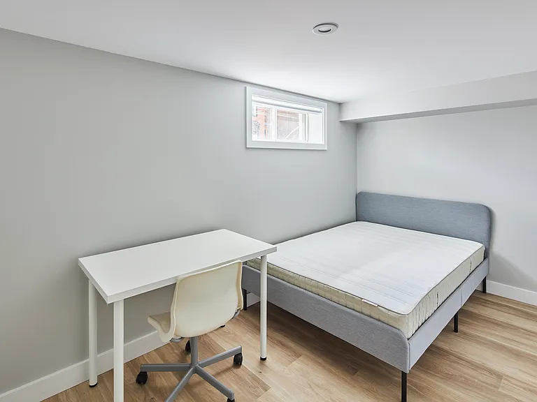 117 Hopewell Ave — Photo 32