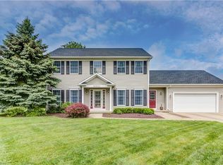 30532 Adams Ln, Westlake, OH