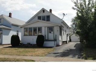 101 Eggert Rd, Cheektowaga, NY 14215