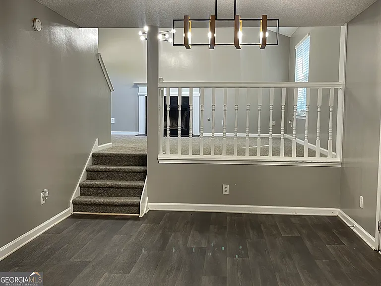 7177 Hazelwood Dr — Photo 4
