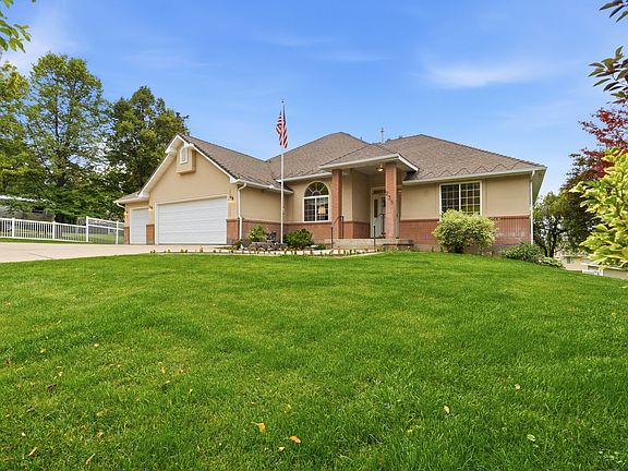 2nd image of 235 Buckingham Dr