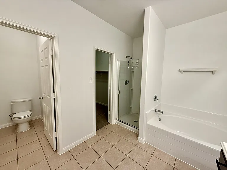 205 Oriole Dr — Photo 13