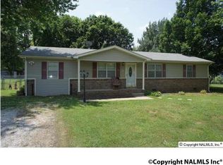 21334 Myrtlewood Dr, Athens, AL 35614