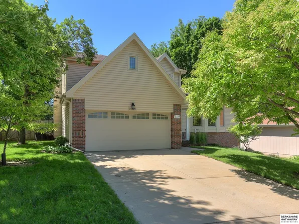 16179 Chicago St, Omaha, NE 68118