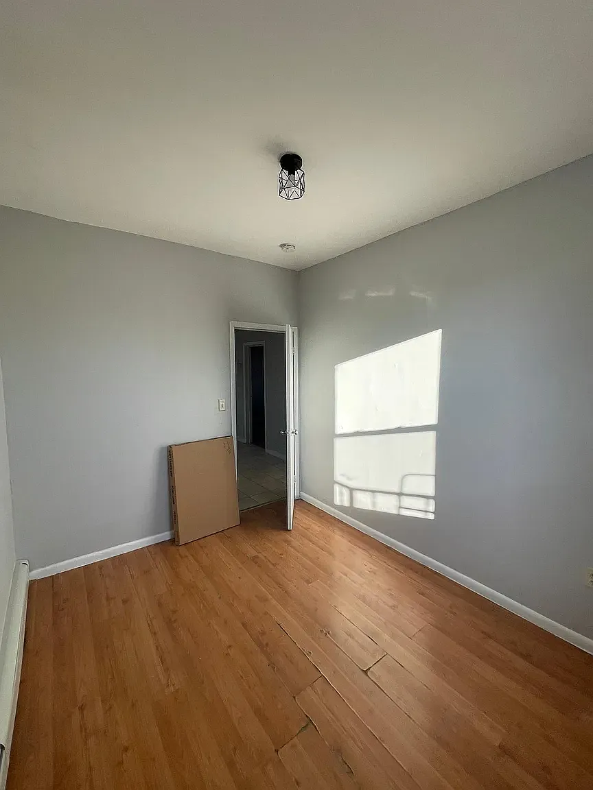 2 bed, 800 sqft, $1,694 — Photo 3