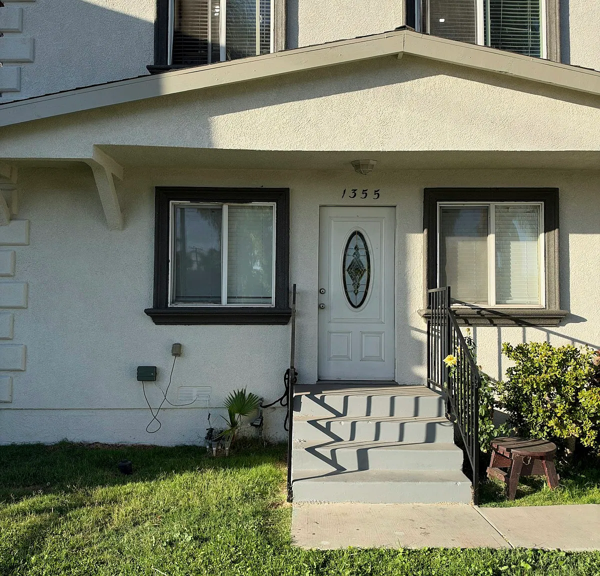 1355 West 60th Street, Unit 1355 — Photo 1