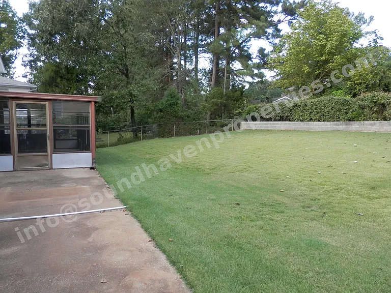 320 Rosemont Rd SE — Photo 30