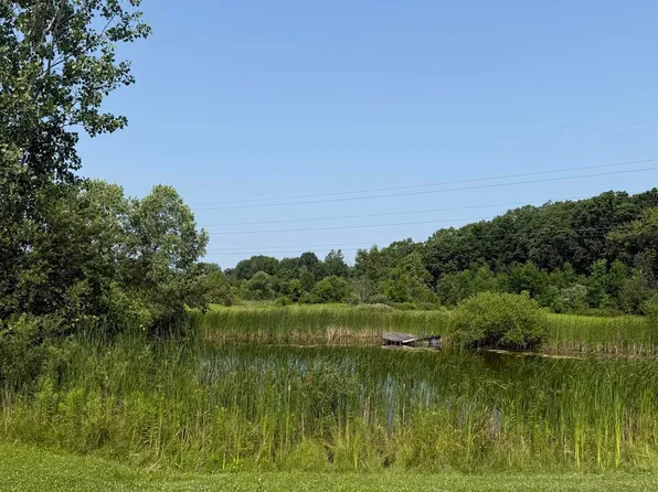55451 Zuhlke Rd, Chesterfield, MI 48051